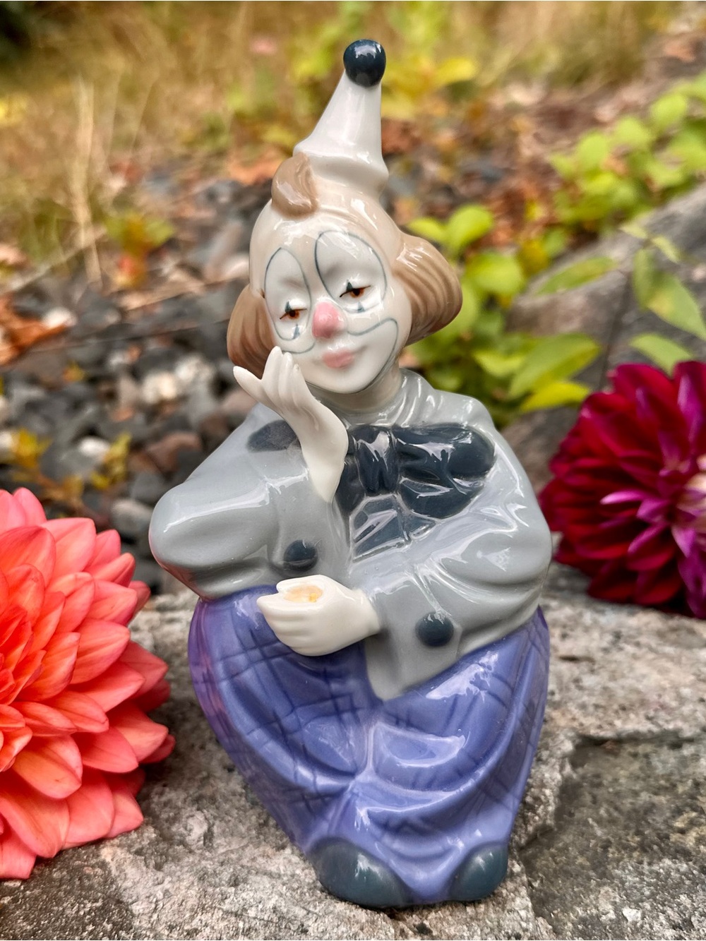 Porcelain Clown Figurine made by Porcelana de Cuernavaca in Mexico